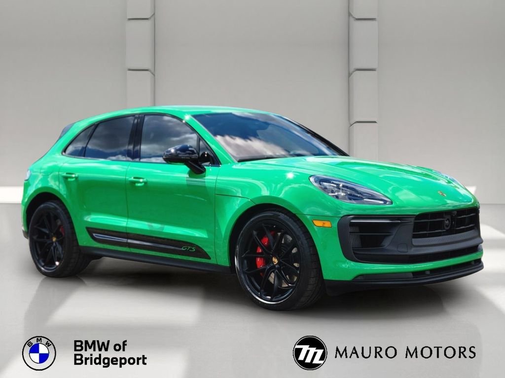 2026 Porsche Macan GTS's photo