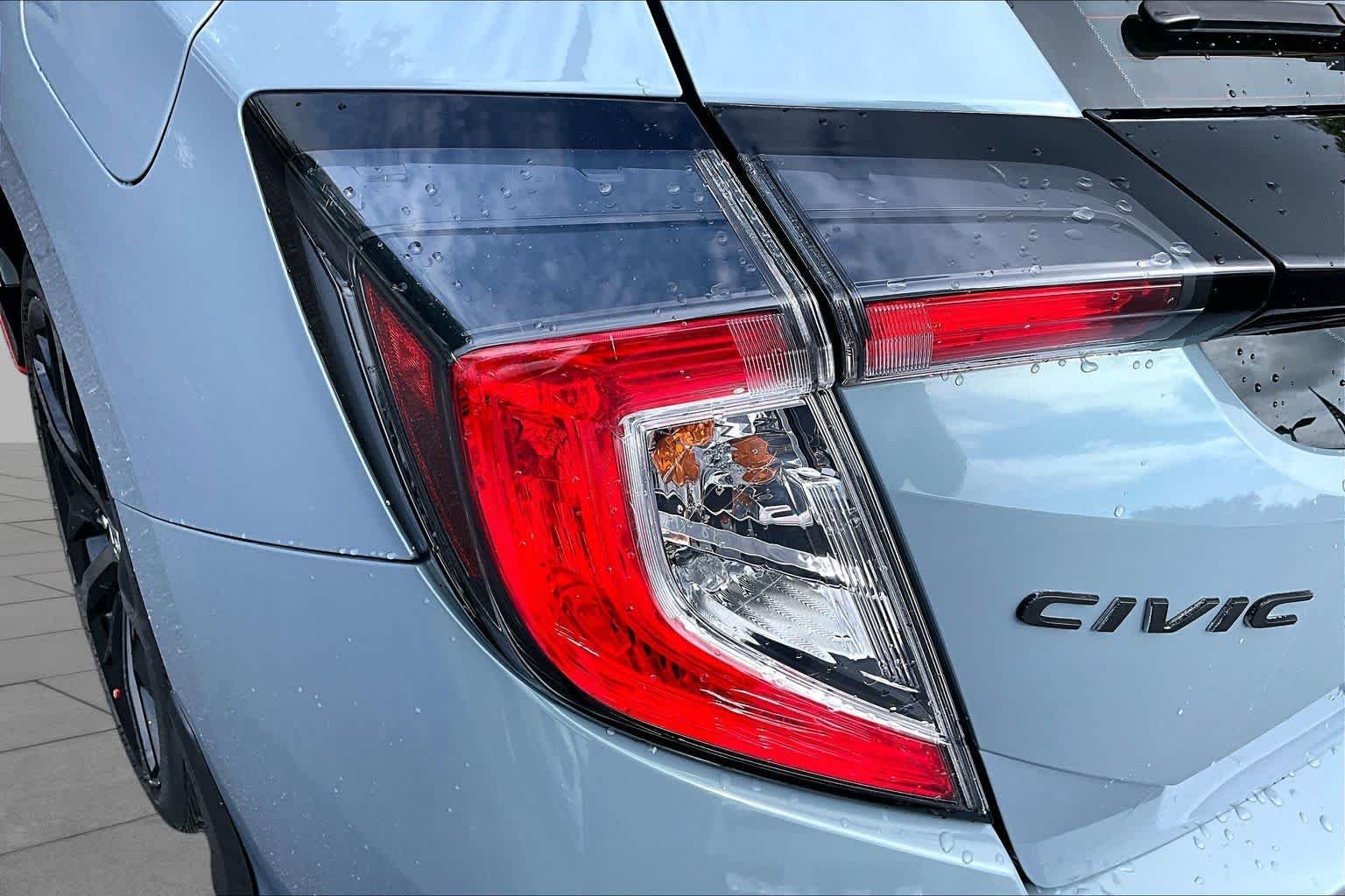 Used 2021 Sonic Gray Pearl Honda Sport image 28
