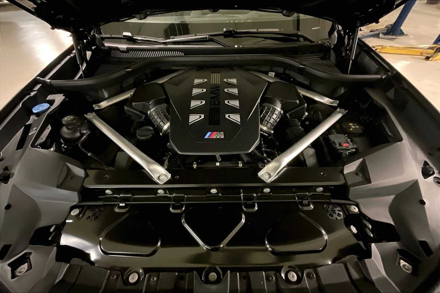 2026 BMW X7 M60i - Photo 16