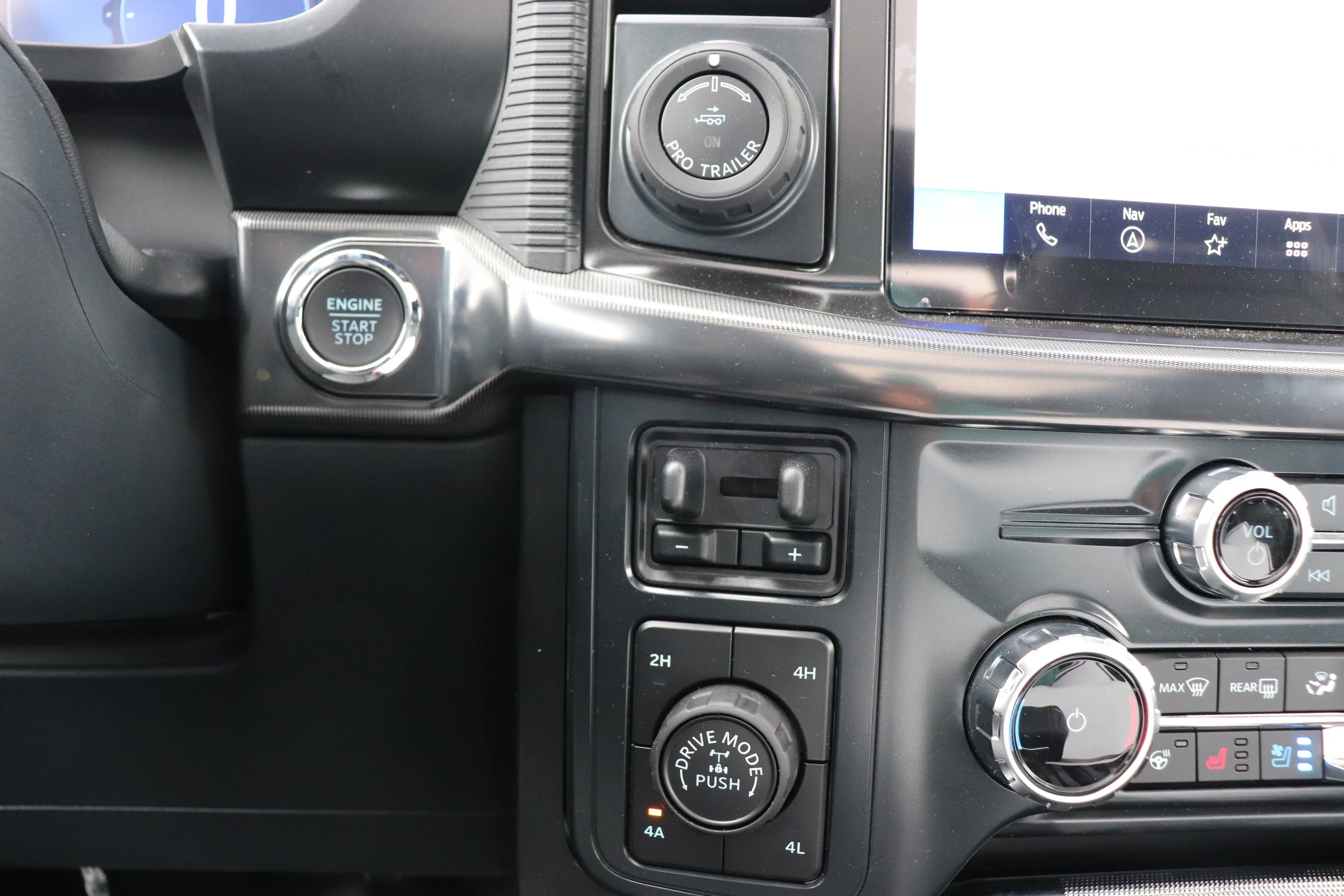 New 2026 ANTIMATTER BLUE METALLIC Ford Raptor image 17