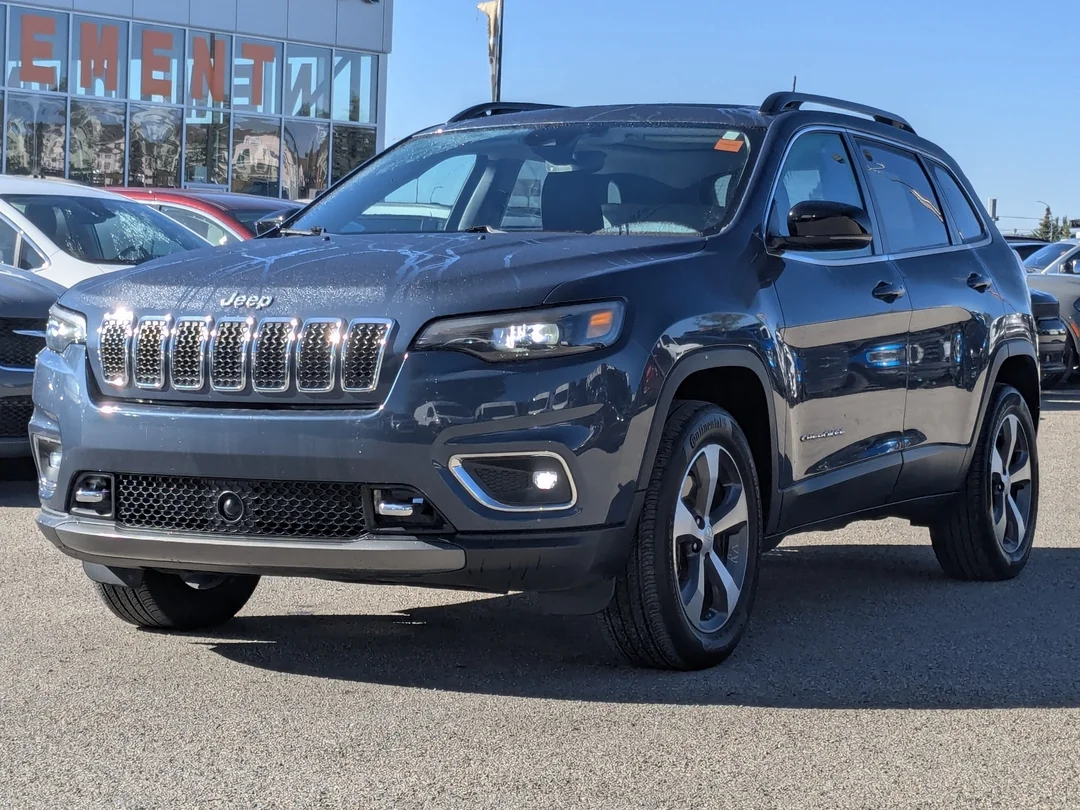 Certified Used 2022 Blue Jeep Limited - - 4x4 - Elite - Sun & Sound - Trailer Tow - Nappa Leather & More! image 4