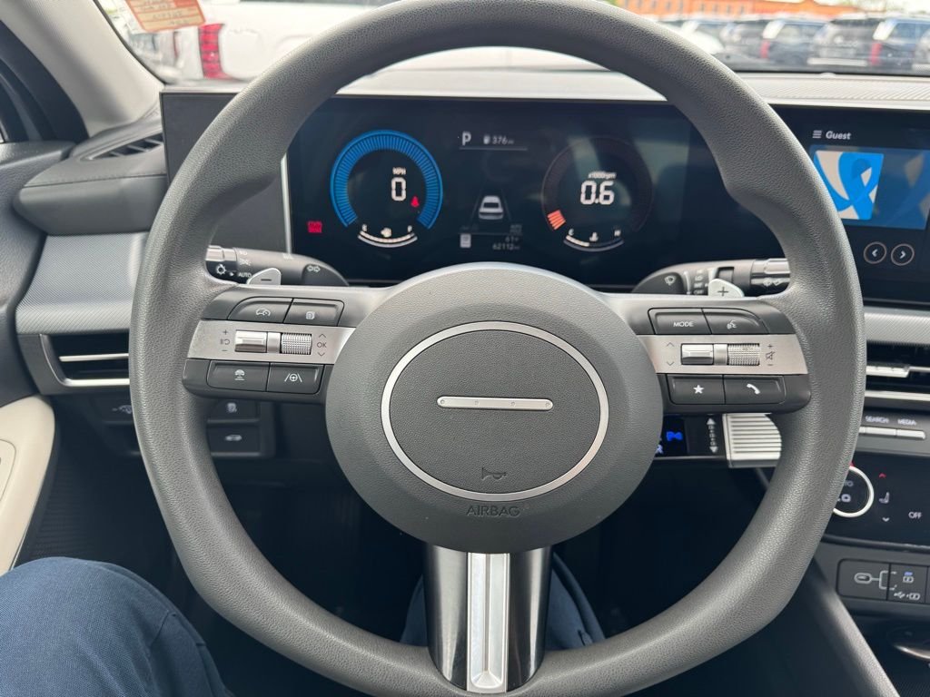 Used 2024 Blue Hyundai SEL image 17