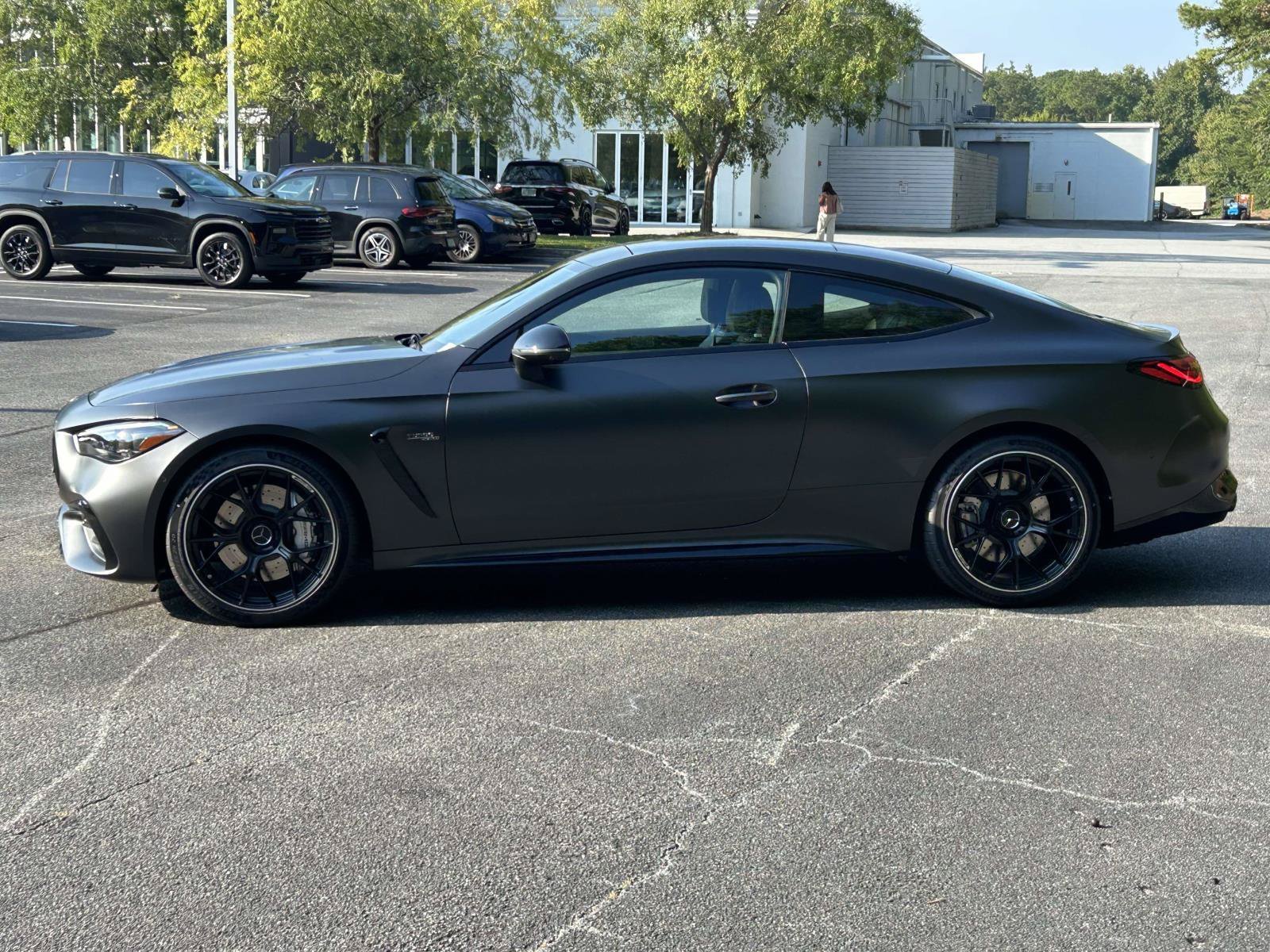 New 2027 MANUFAKTUR exclusive graphite grey magno Mercedes-Benz AMG® CLE 53 4MATIC®+ Coupe image 16