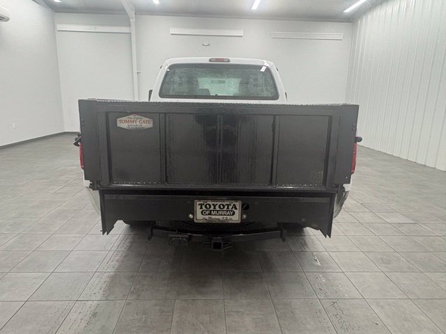 Used 2011 White Ford XL image 3