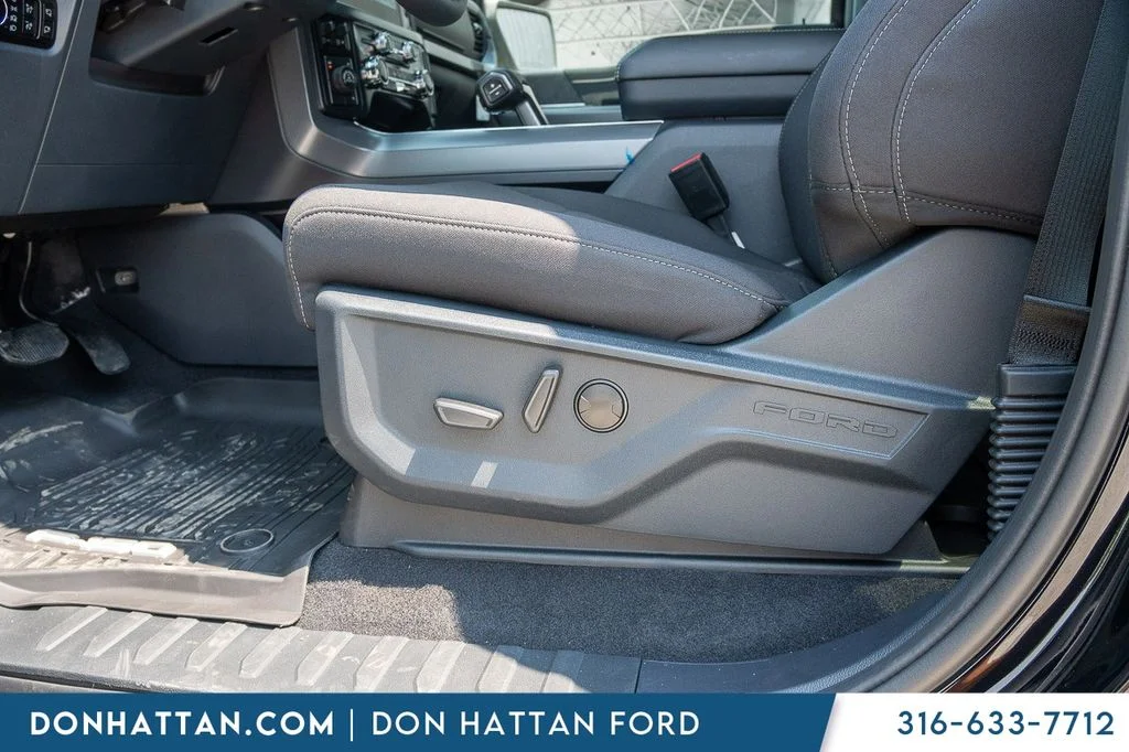 New 2026 Agate Black Metallic Ford XLT image 19