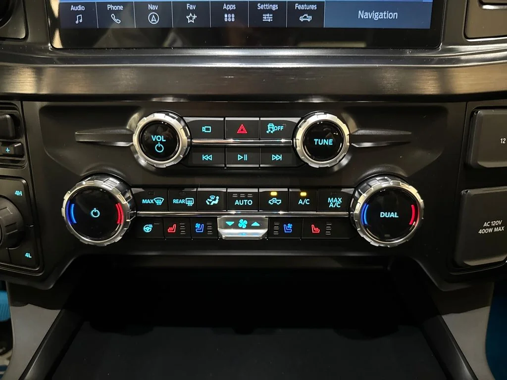 New 2026 Gray Ford Lariat image 32