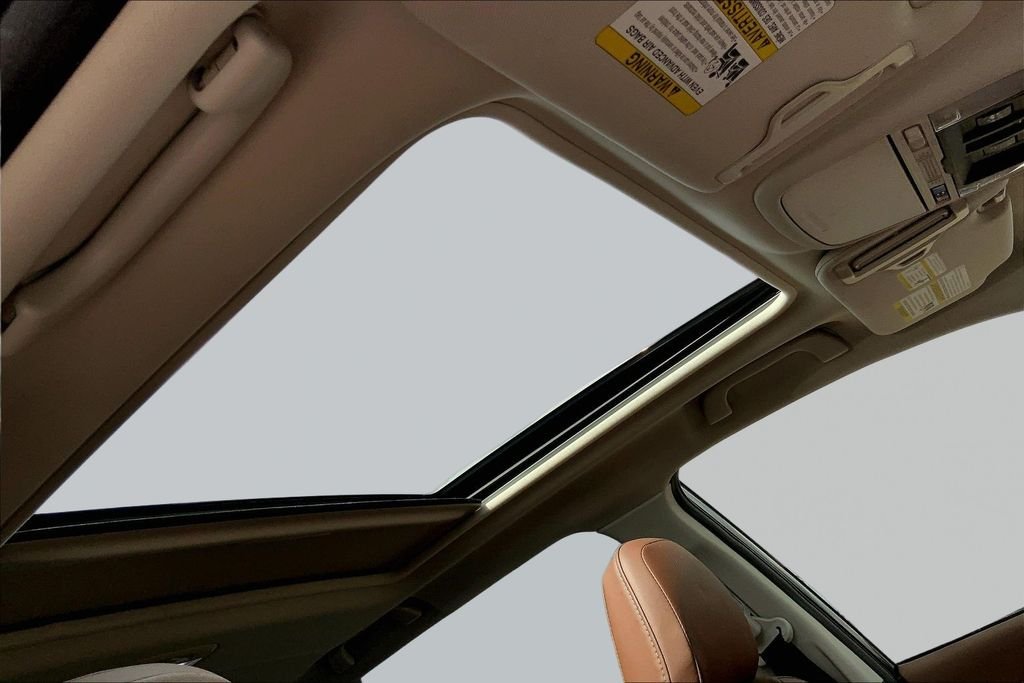 Used 2023 Black Subaru Touring image 27