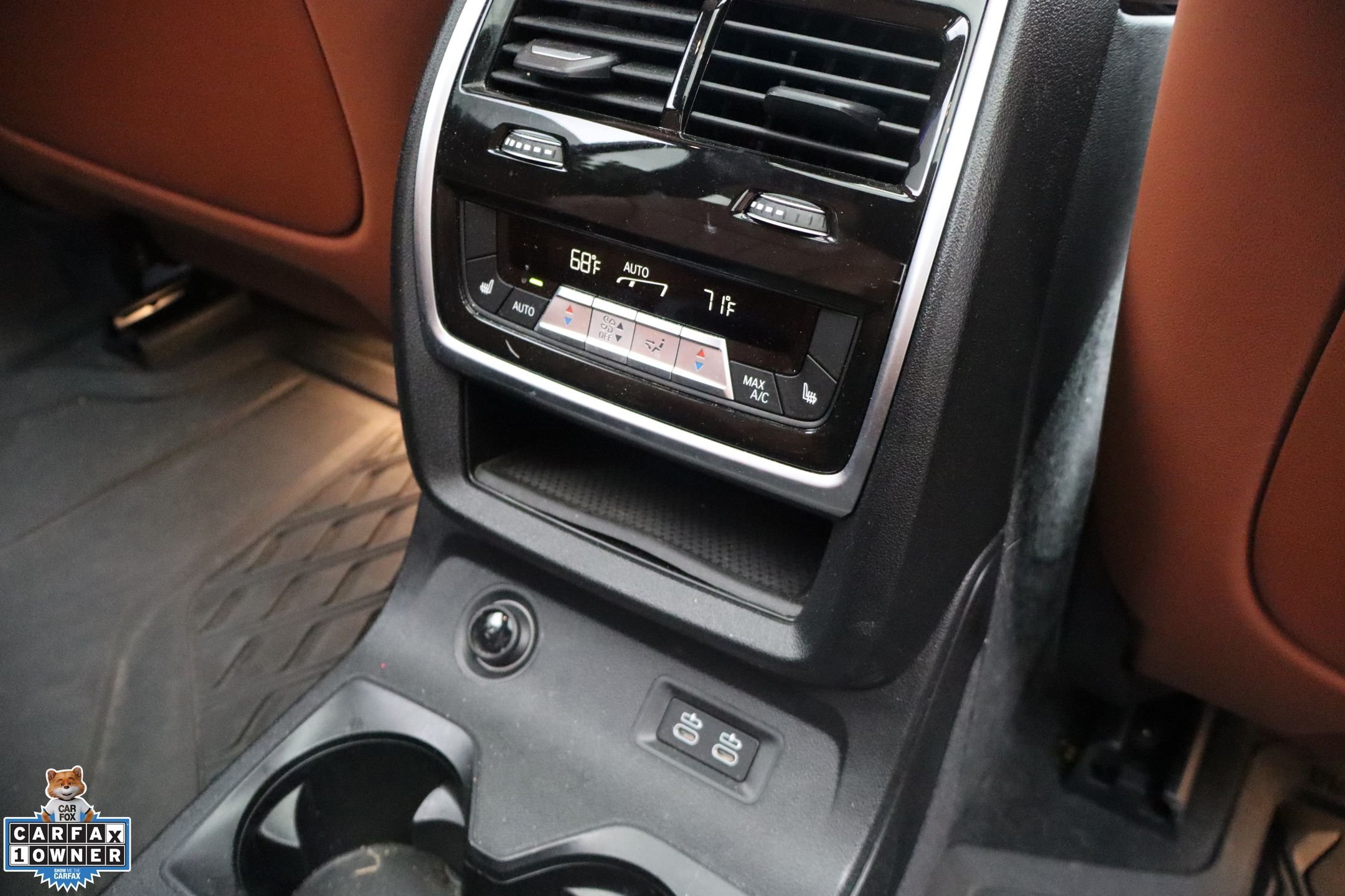 Used 2024  BMW xDrive40i image 30