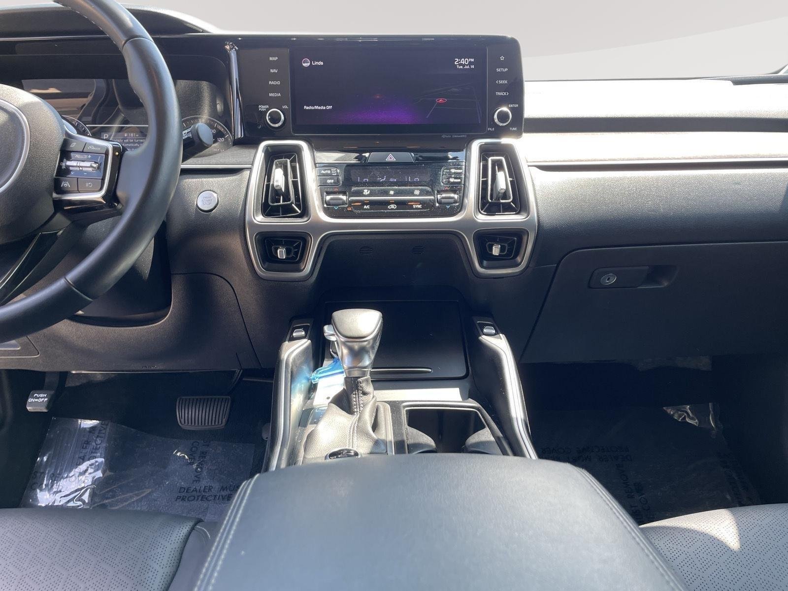 Used 2022 Everlasting Silver Kia X-Line S image 14