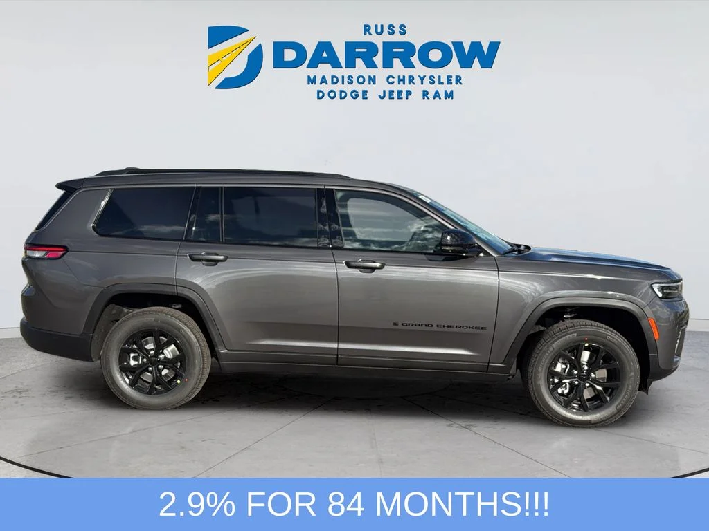 New 2026 Baltic Gray Metallic Clear-Coat Exterior Paint Jeep Altitude image 6