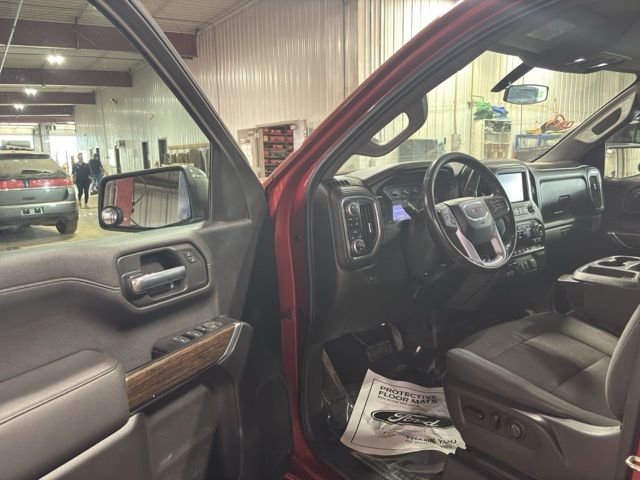 Used 2019 Red GMC SLE image 16