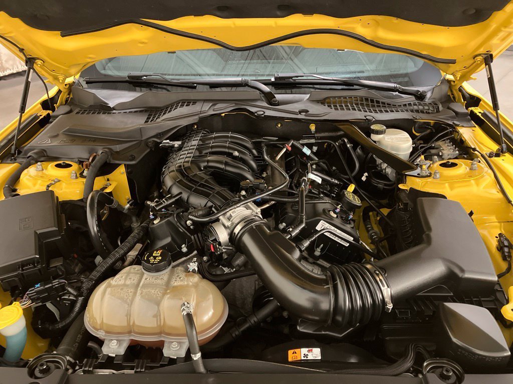 Used 2016 Yellow Ford V6 image 22