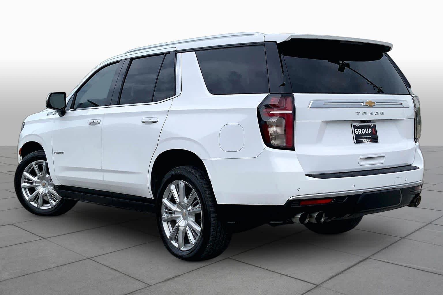 Used 2021 Summit White Chevrolet High Country image 12