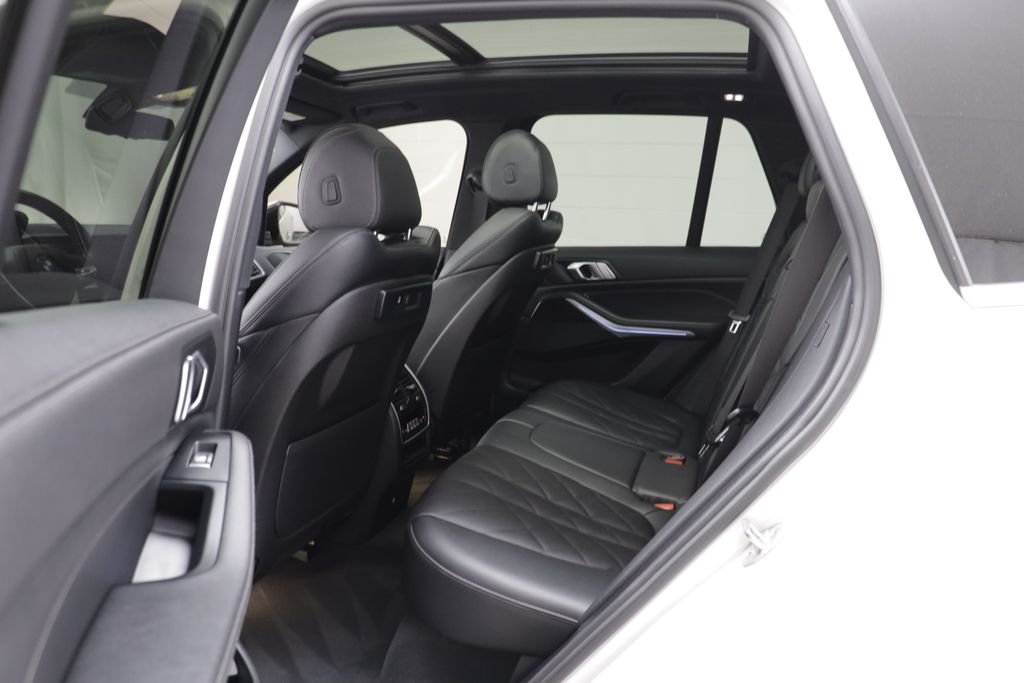 2023 BMW X5 45e - Photo 13