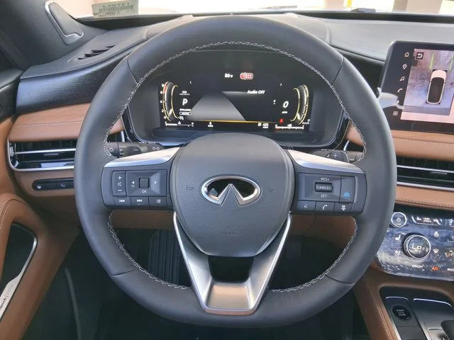 New 2027 2T RAD WHT INFINITI Autograph AWD image 11