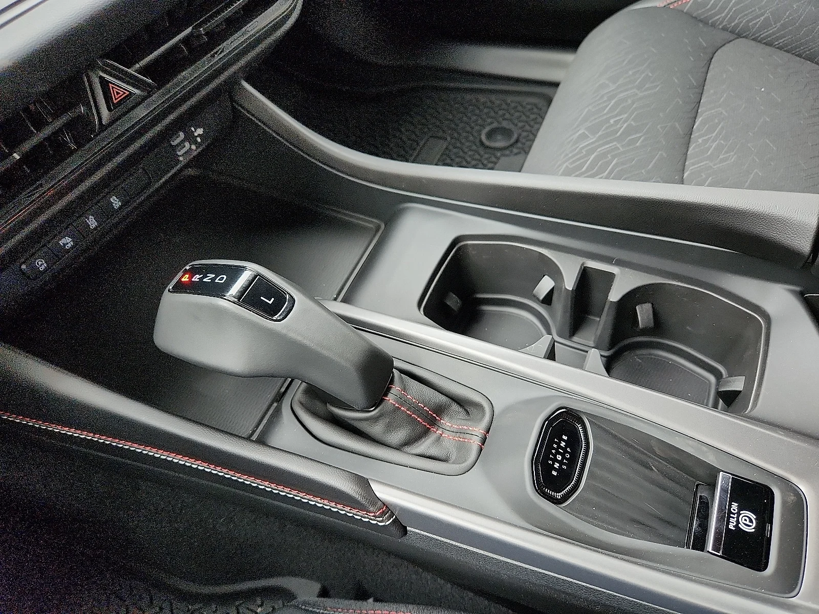 New 2026 White Knuckle  Paint Dodge R/T 4-DOOR AWD image 20