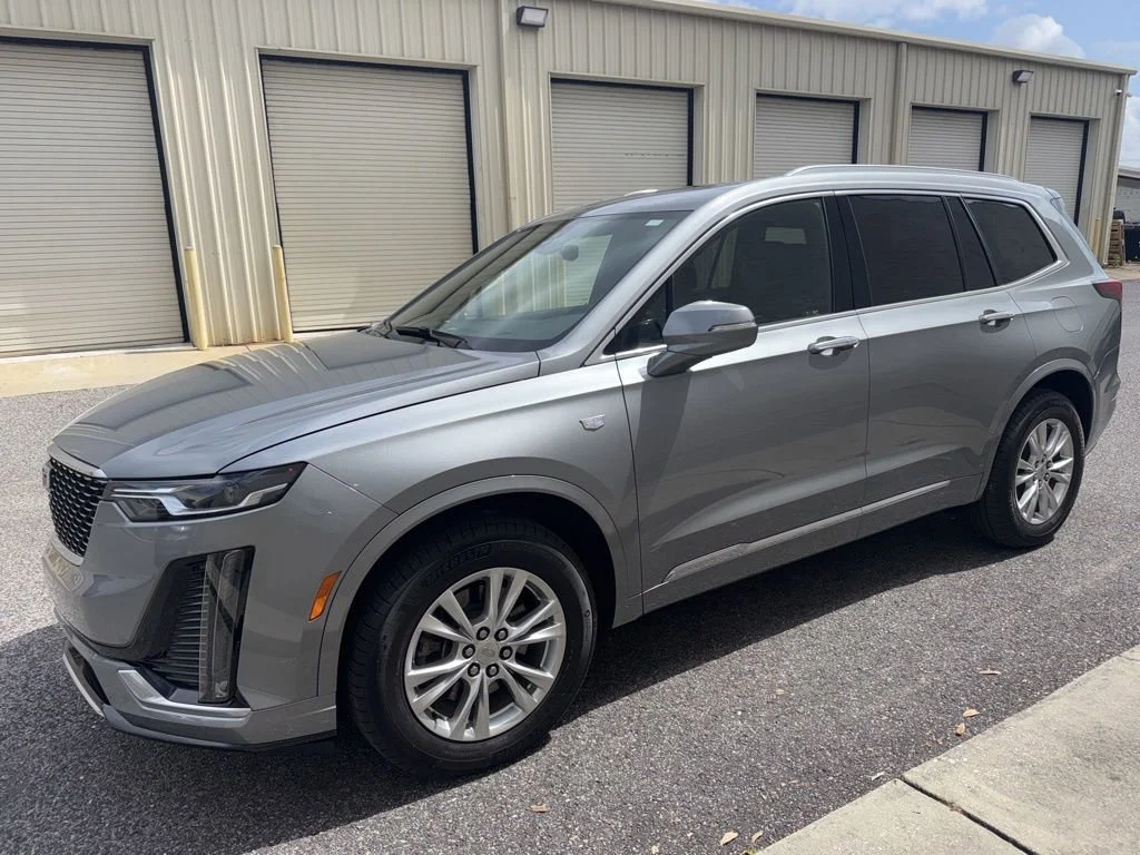 2024 Cadillac XT6 Luxury Auto's photo