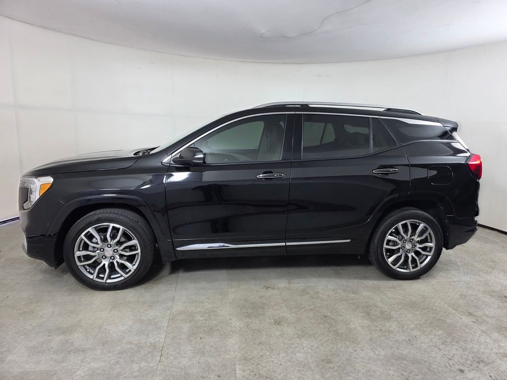 Used 2024 Black GMC Denali image 7
