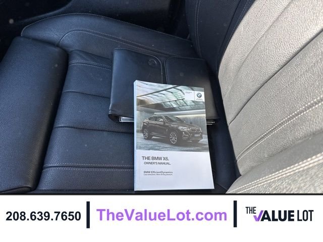 Used 2017 Gray BMW xDrive50i image 31