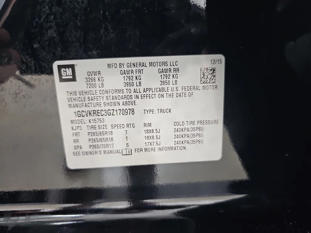 Used 2016 Black Chevrolet LT image 40