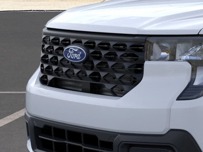 New 2026 Space White Metallic Ford XLT image 18