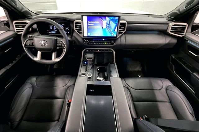 Used 2026 Wind Chill Pearl Toyota Platinum image 18