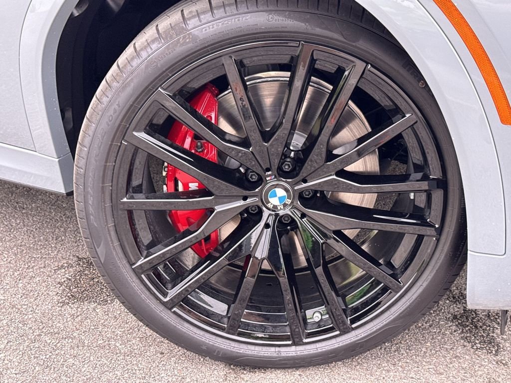 New 2027 Brooklyn Grey Metallic BMW M60i image 19