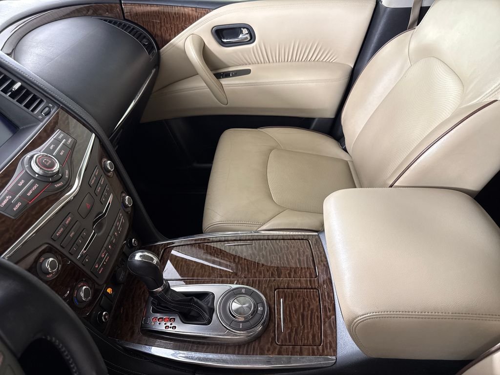 Used 2020 White Nissan Platinum image 20