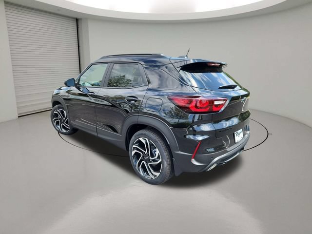 New 2026 Mosaic Black Metallic Chevrolet RS image 5