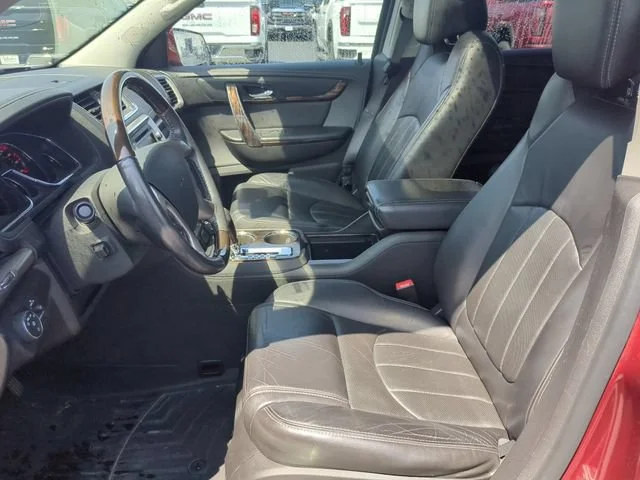 Used 2015 CRIMSON RED TINTCOAT GMC Denali image 11
