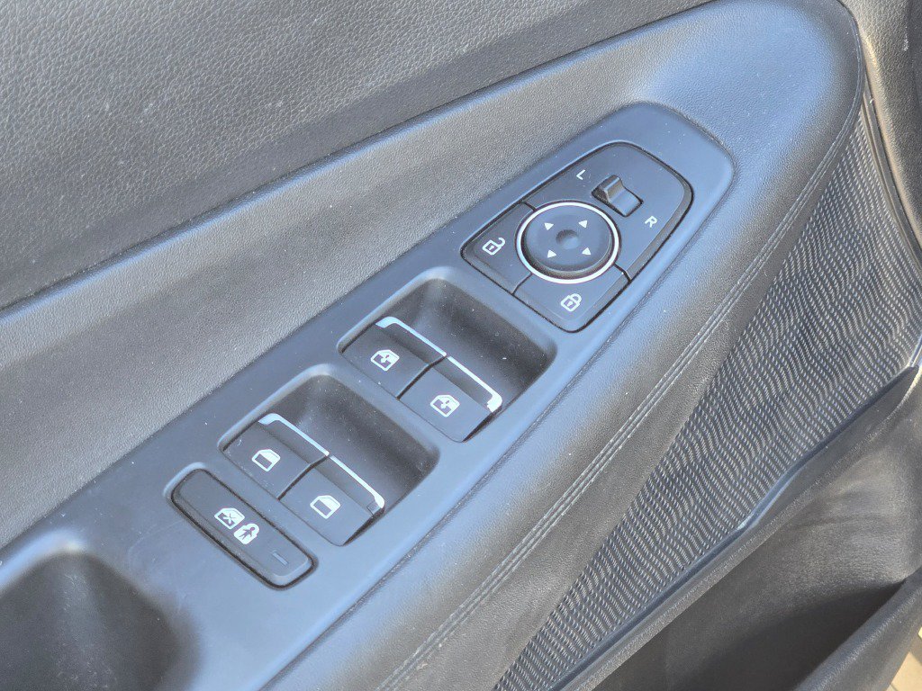 Used 2022 Twilight Black Hyundai SEL image 18