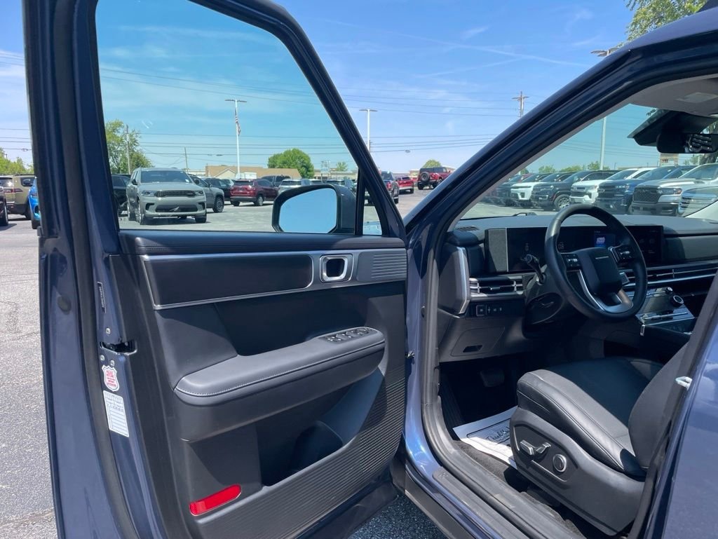 Used 2025 Blue Hyundai SEL image 15