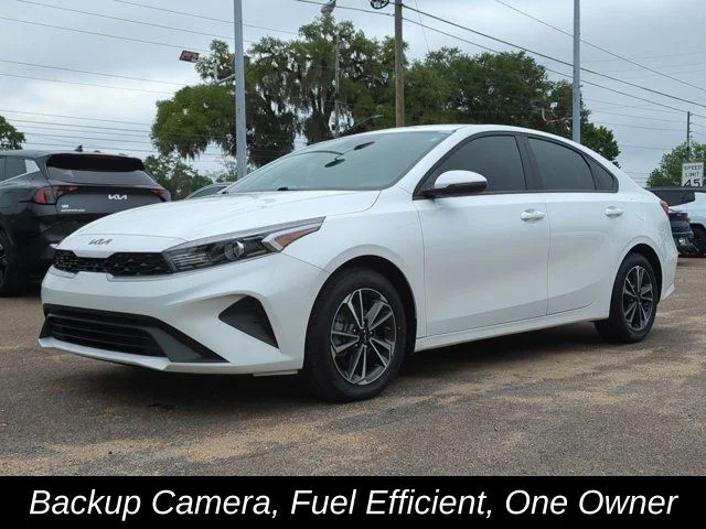 2024 Kia Forte LXS AT's photo