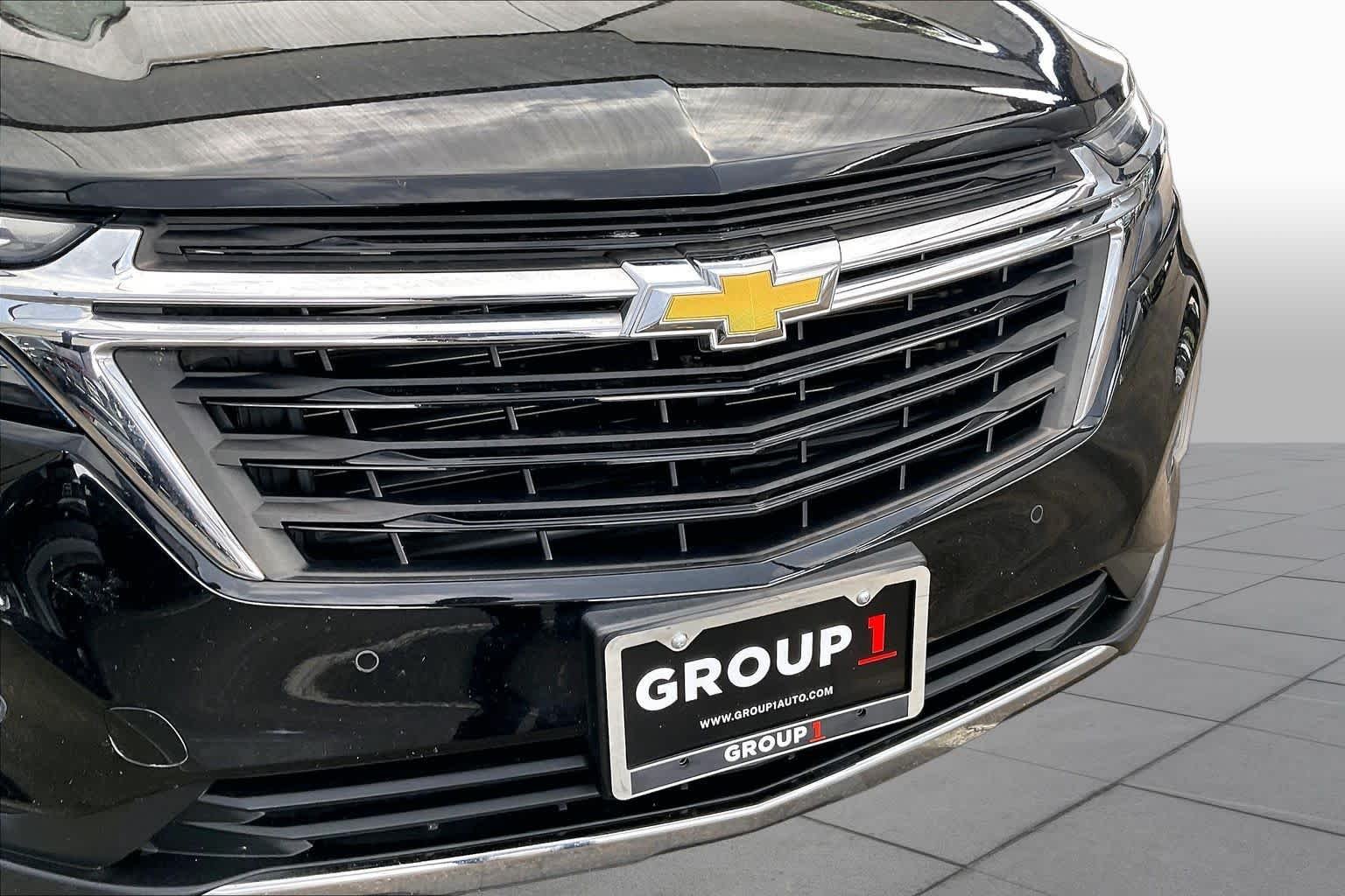 Used 2022 Mosaic Black Metallic Chevrolet LT image 30