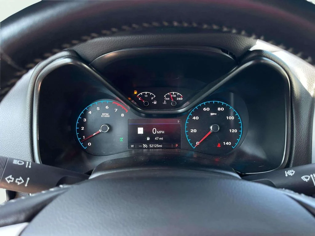 Used 2022 Summit White GMC Elevation image 20