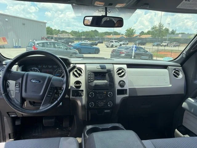 Used 2014 Black Ford XLT image 12
