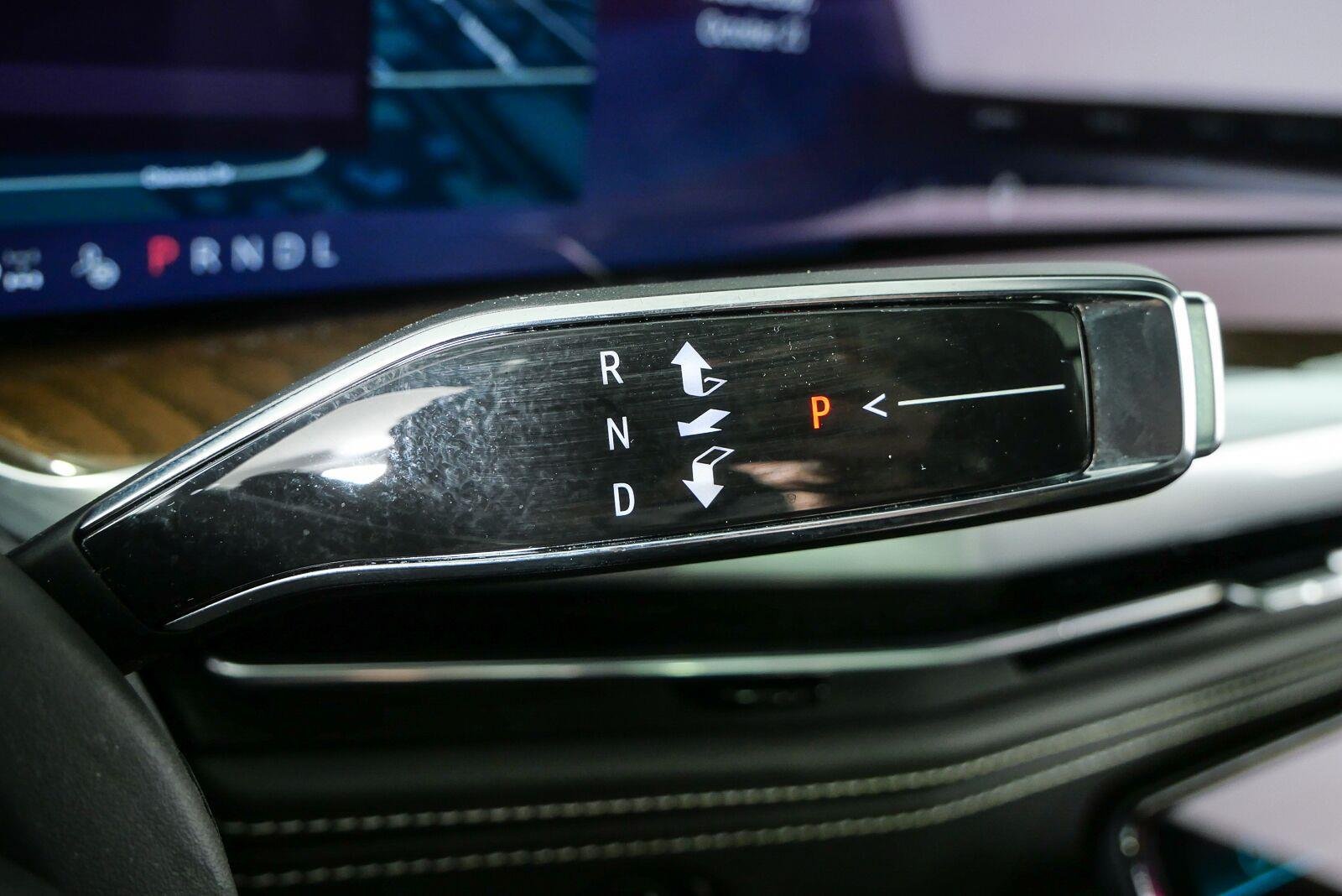 Used 2025 Black Raven Cadillac Sport Platinum image 18