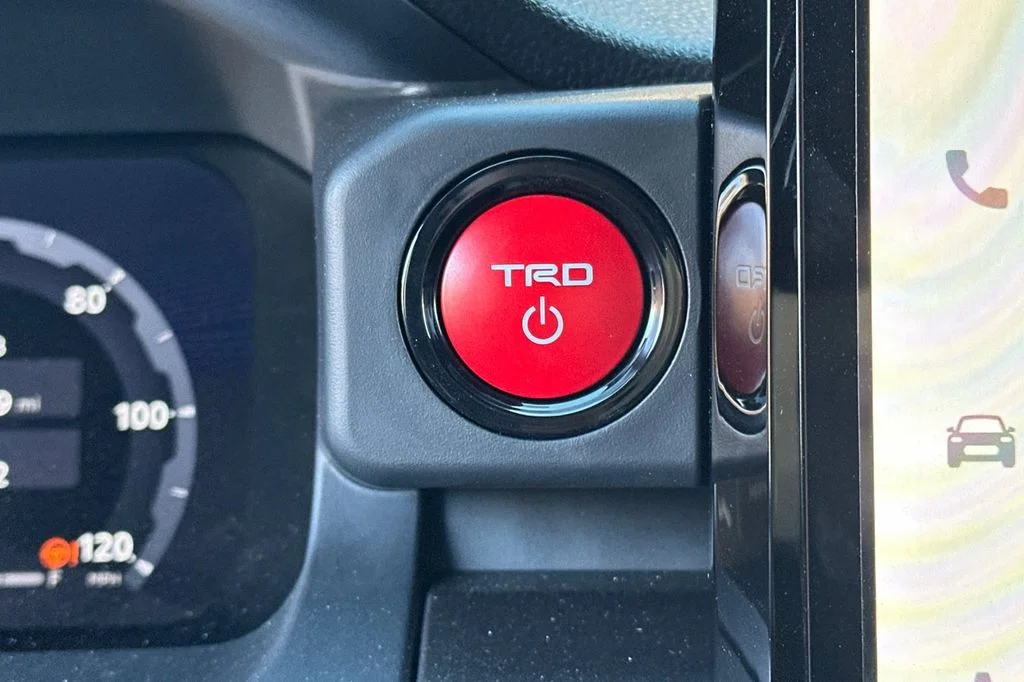 2025 Toyota Tacoma TRD Off Road - Photo 21
