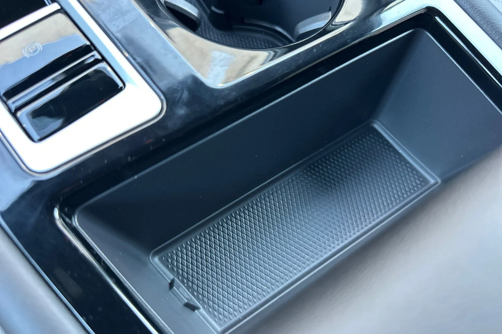 2026 Volkswagen Atlas Cross Sport SEL Premium R-LINE - Photo 27