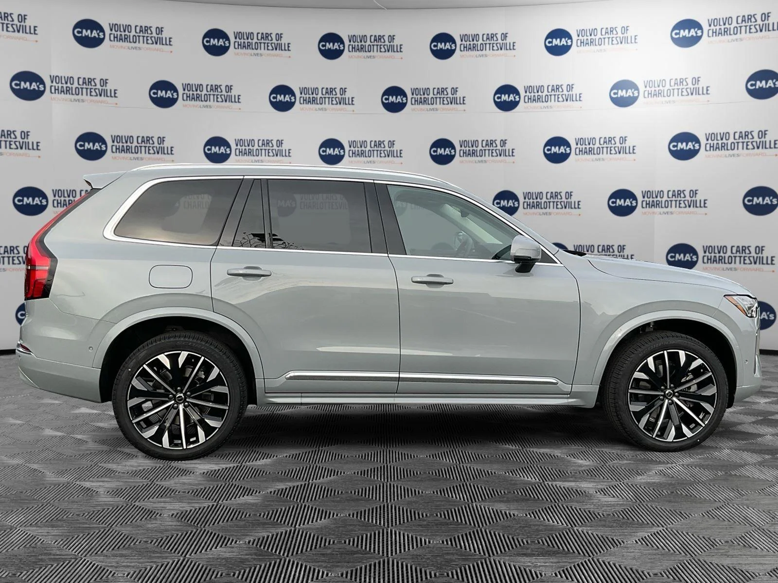 New 2026 Vapour Grey Metallic Volvo Ultra image 6
