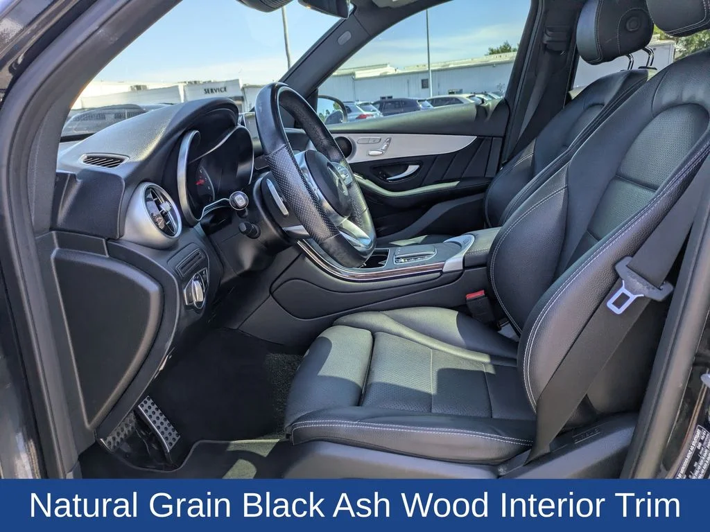 Certified Used 2022 Black Mercedes-Benz GLC 300 image 15