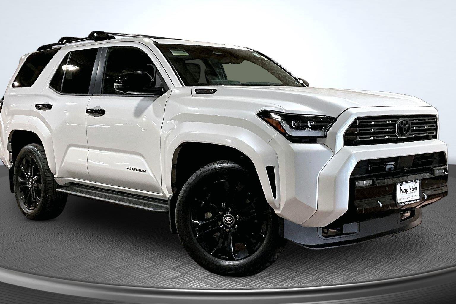 Used 2025 Wind Chill Pearl Toyota Platinum HV image 13