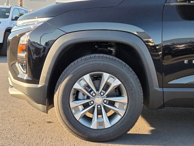 New 2027 Mosaic Black Metallic Chevrolet LT image 5