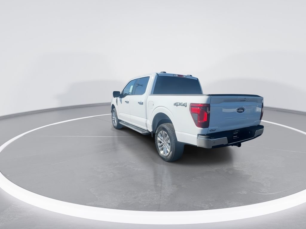 New 2026 Oxford White Ford XLT image 7