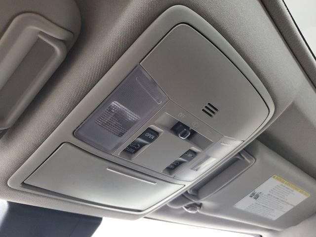 Used 2017 White Toyota XLE image 34
