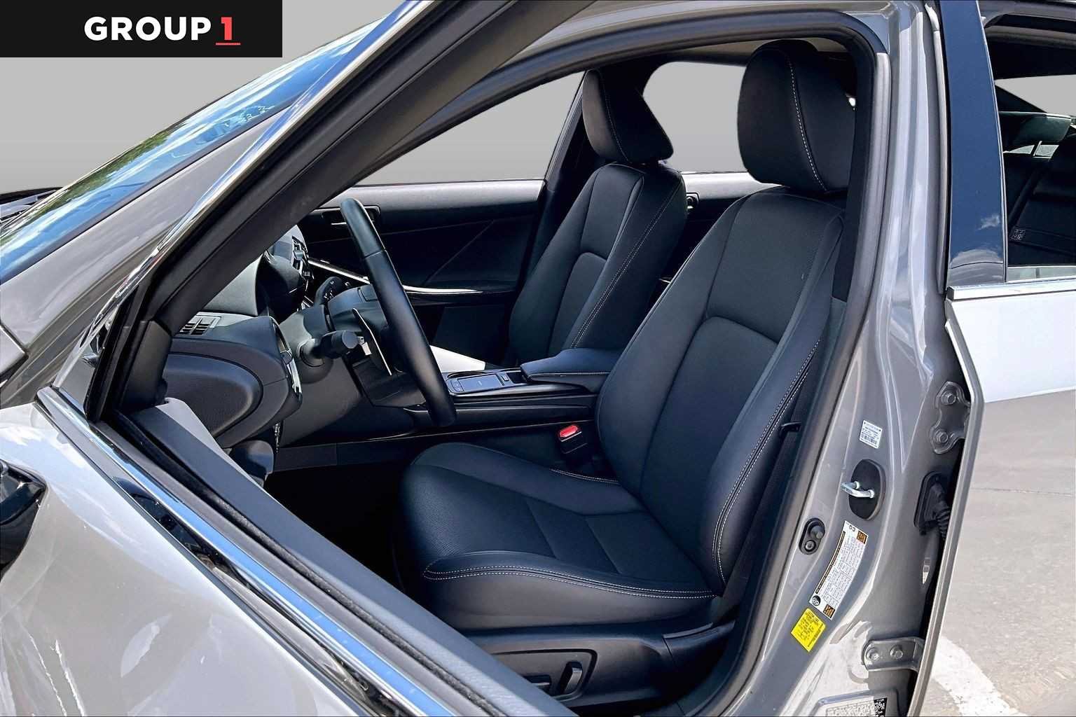 Certified Used 2025 Incognito Lexus F SPORT Design image 7