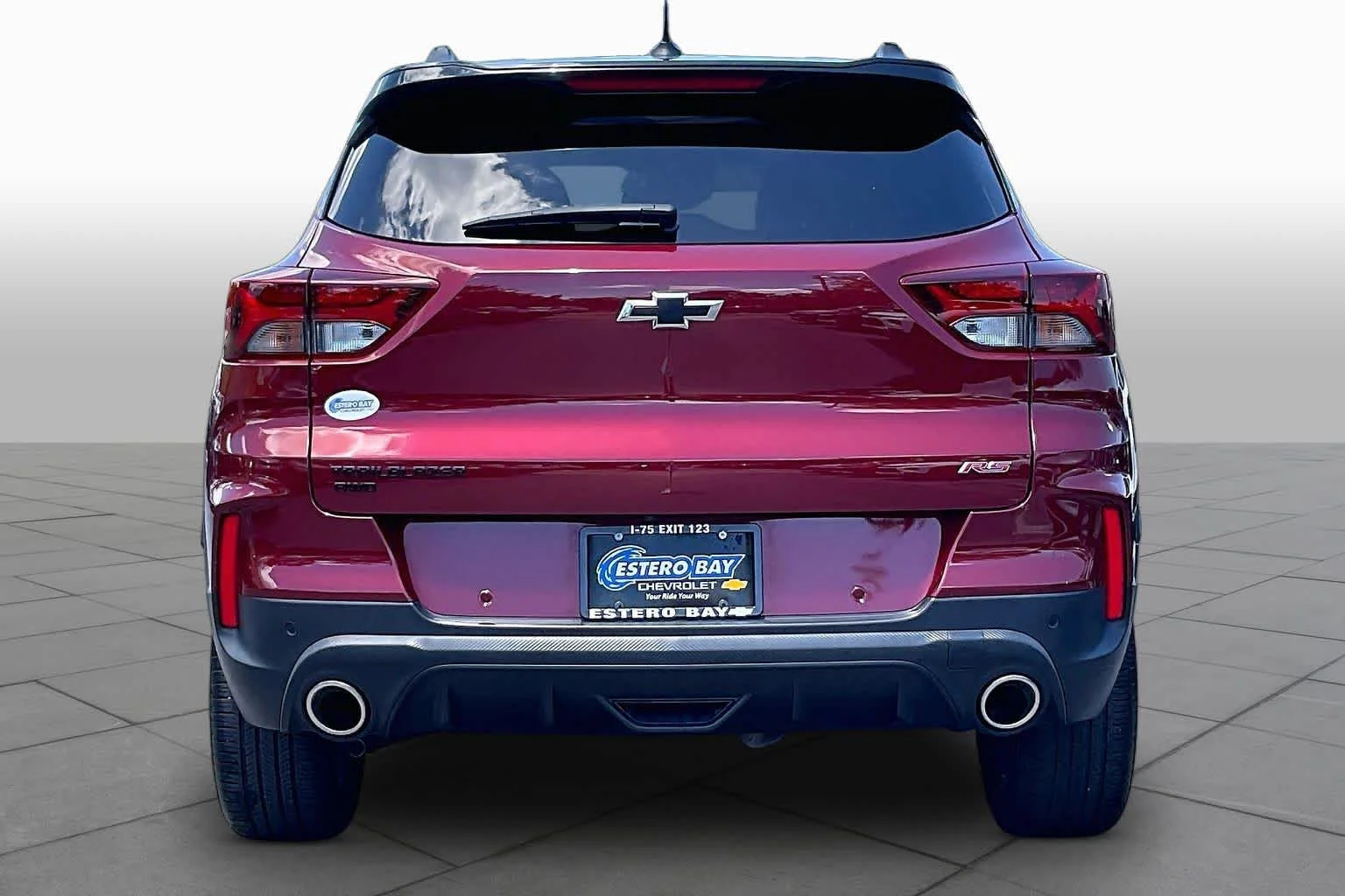 Used 2023 Crimson Metallic Chevrolet RS image 8