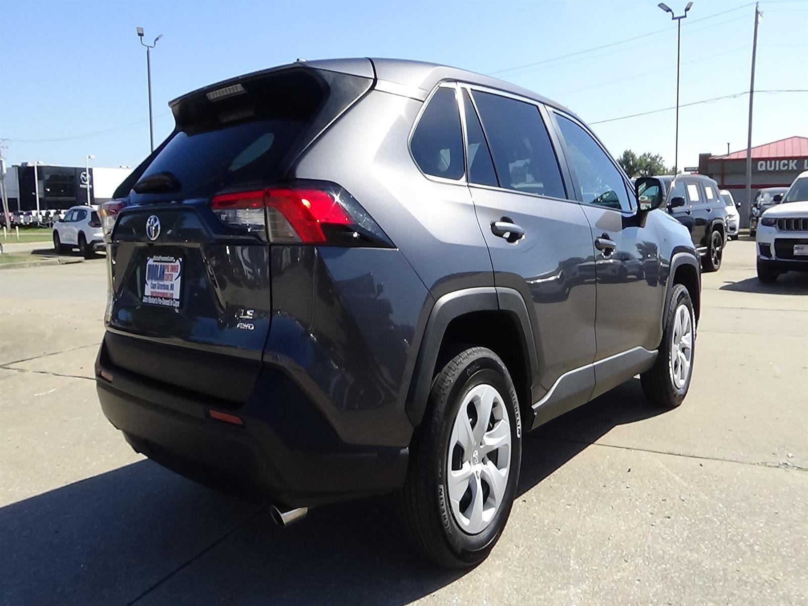 Used 2025 Magnetic Gray Metallic (1g3) Toyota LE image 7