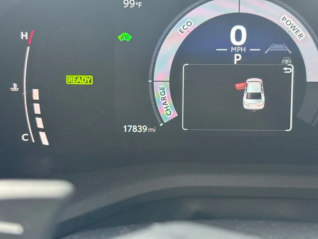 Used 2025 Underground Toyota SE image 10