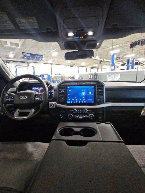 Used 2023 Black Ford XLT image 26